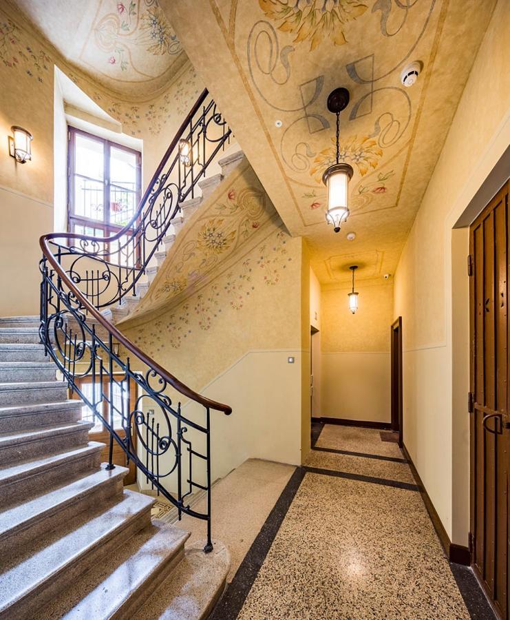 Gem Apartment By Castle คราคูฟ ภายนอก รูปภาพ