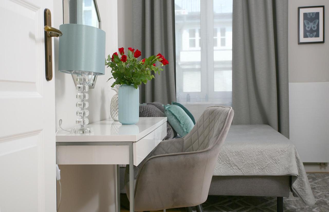 Gem Apartment By Castle คราคูฟ ภายนอก รูปภาพ